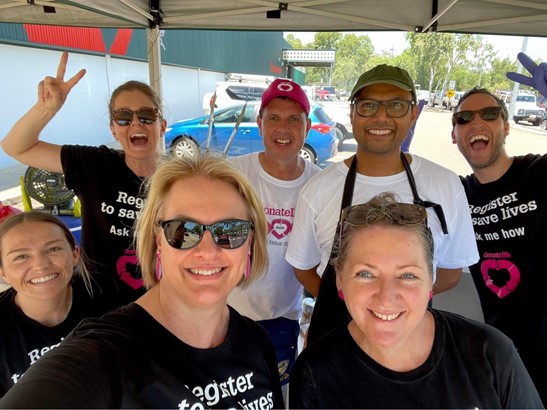 Photo of DonateLife NT at bunnings stand