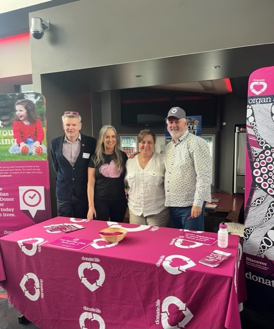 Tony Holland and Toula Saltas from DonateLife Victoria, and Stewart Moodie and Helen Laver from DonateLife SA, at the RAA Street Smart High stall.